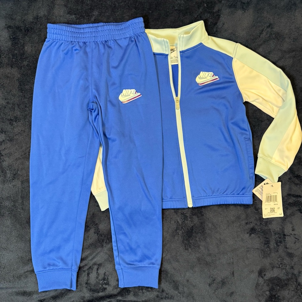 Nike Royal Blue and White Athletic Set - Picture 3 of 10